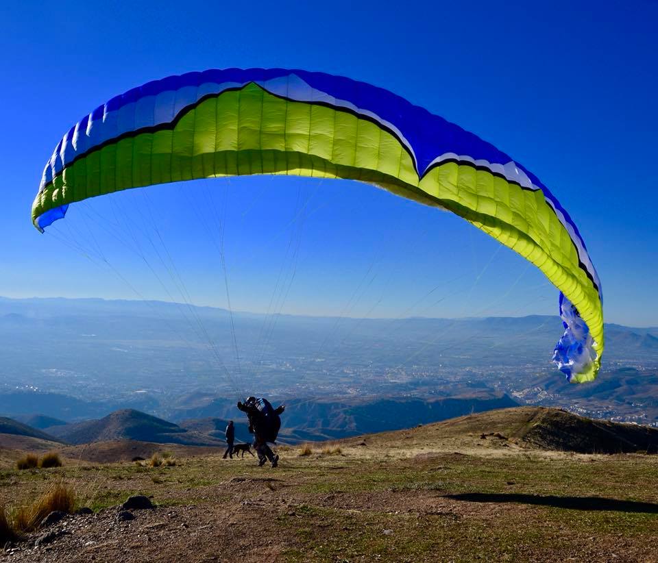 Vuelos en Parapente en Andalucía con Andaventur: ¡Vuela Como Nunca!
